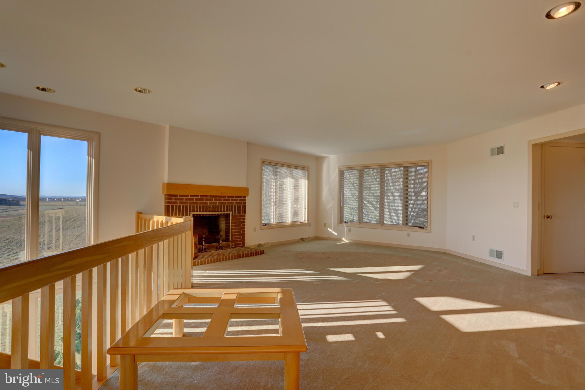 BUCKWOOD HILLS - Residential