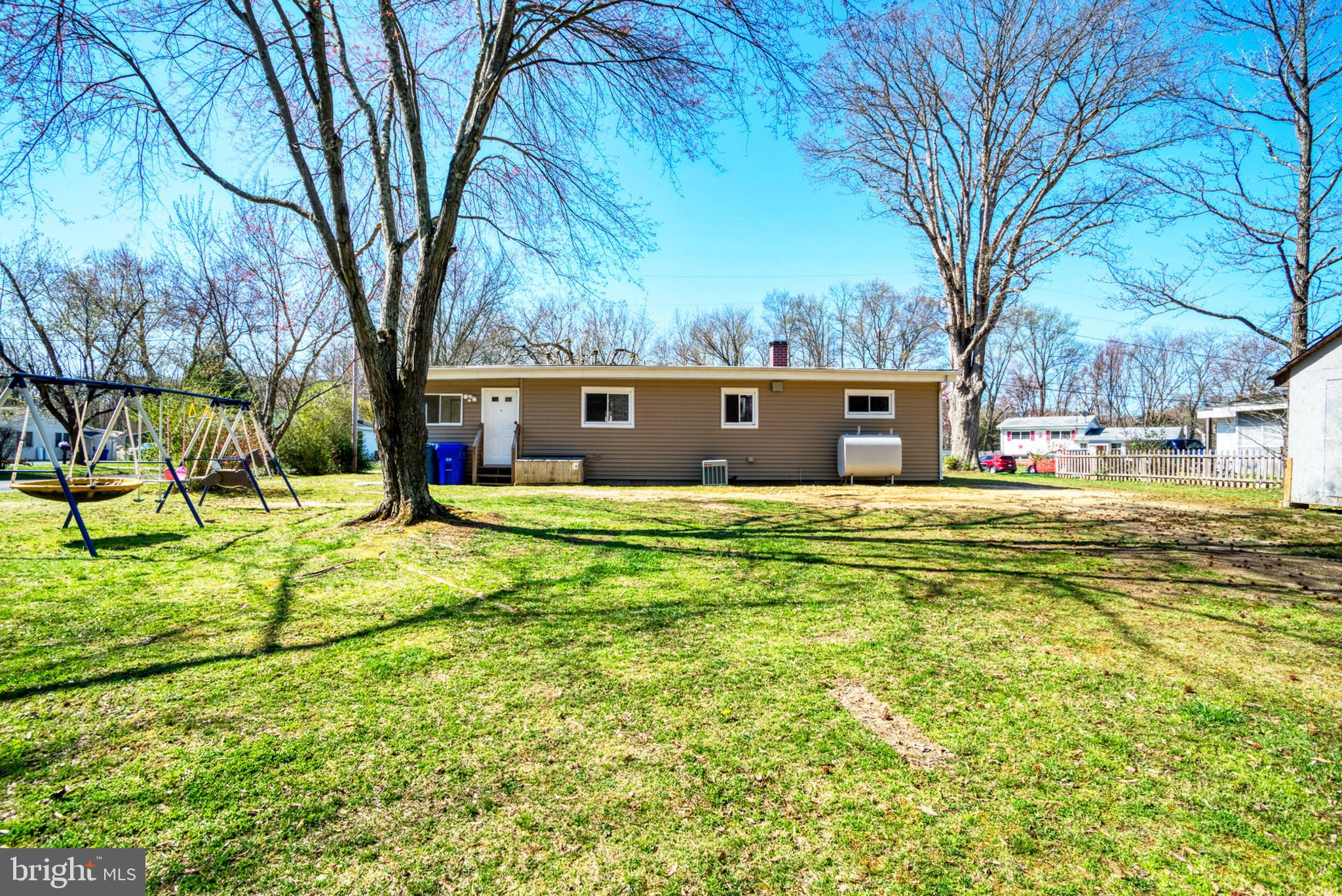 SOUTH HAMPTON VILLAGE SU - Residential