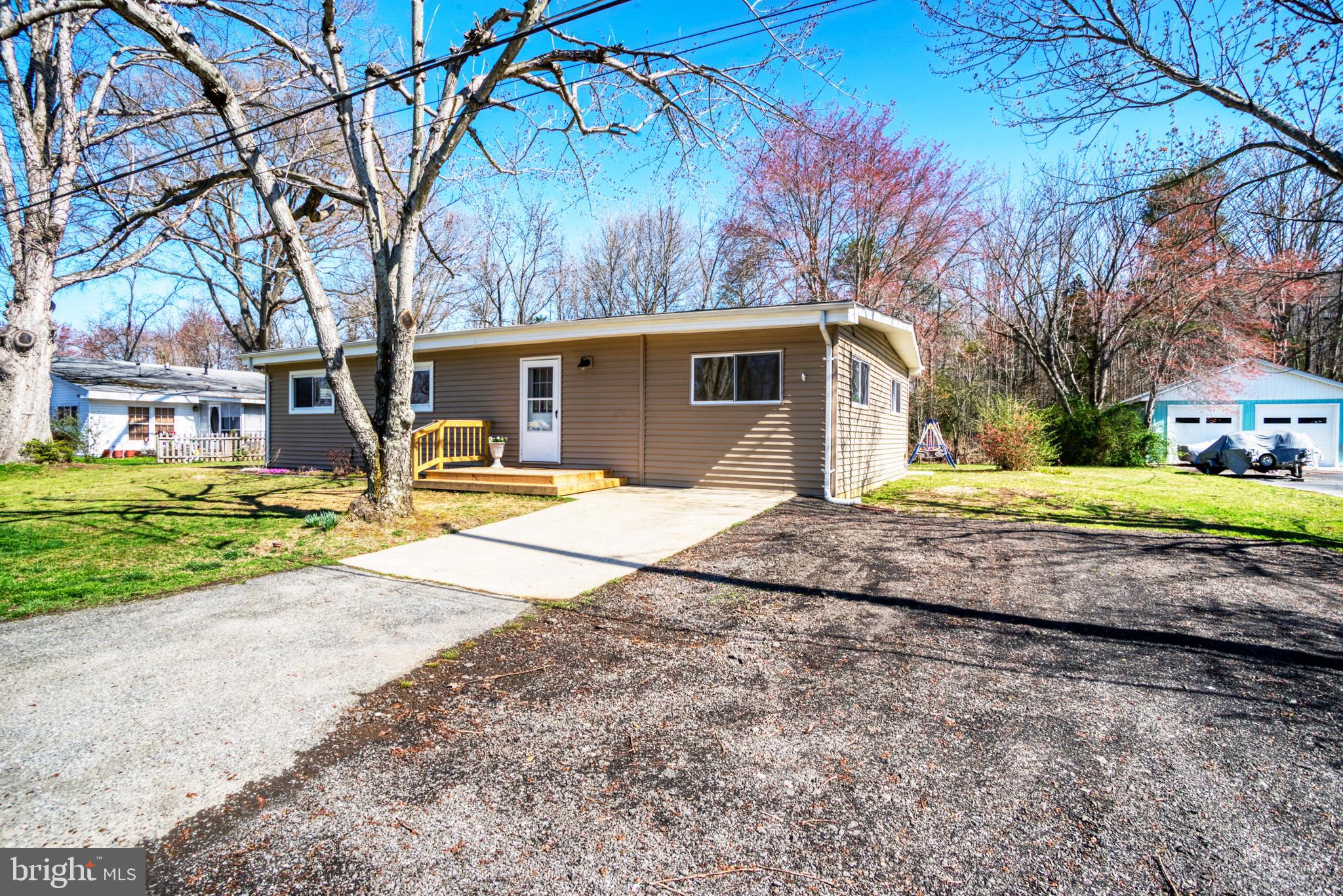 SOUTH HAMPTON VILLAGE SU - Residential