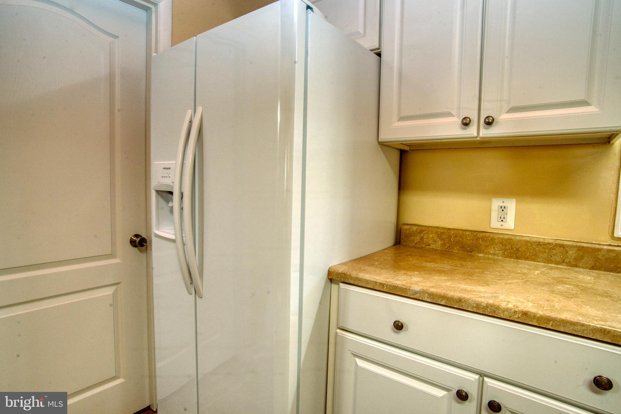 SOUTH HAMPTON VILLAGE SU - Residential