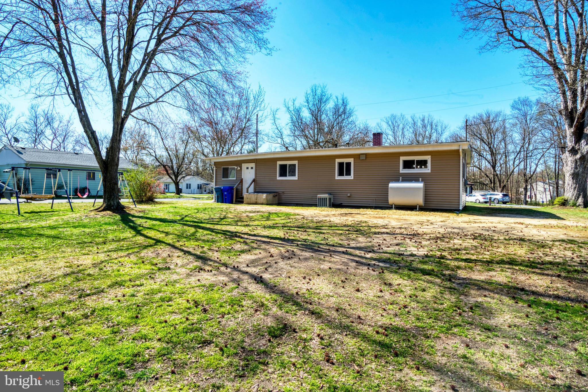 SOUTH HAMPTON VILLAGE SU - Residential