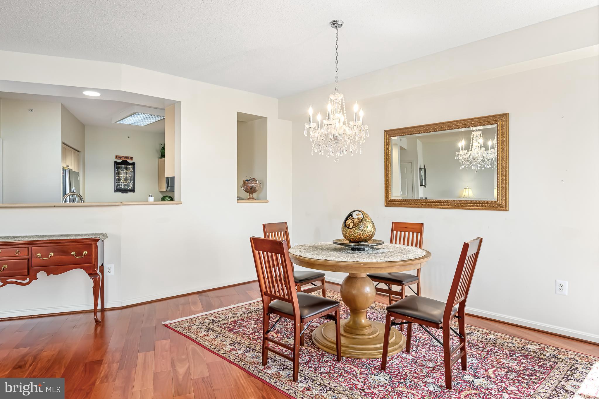 LANSDOWNE WOODS - Residential
