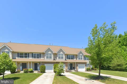 Townhouse For Sale - 360 Hidden Drive<br/> BLACKWOOD, NJ 08012