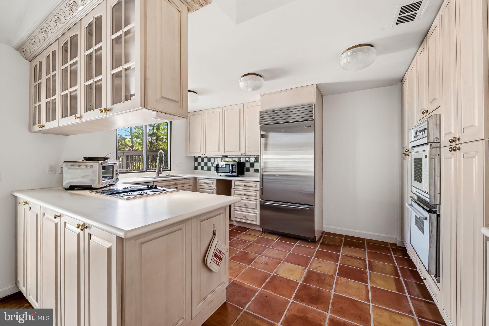 REGENCY PARK - Residential