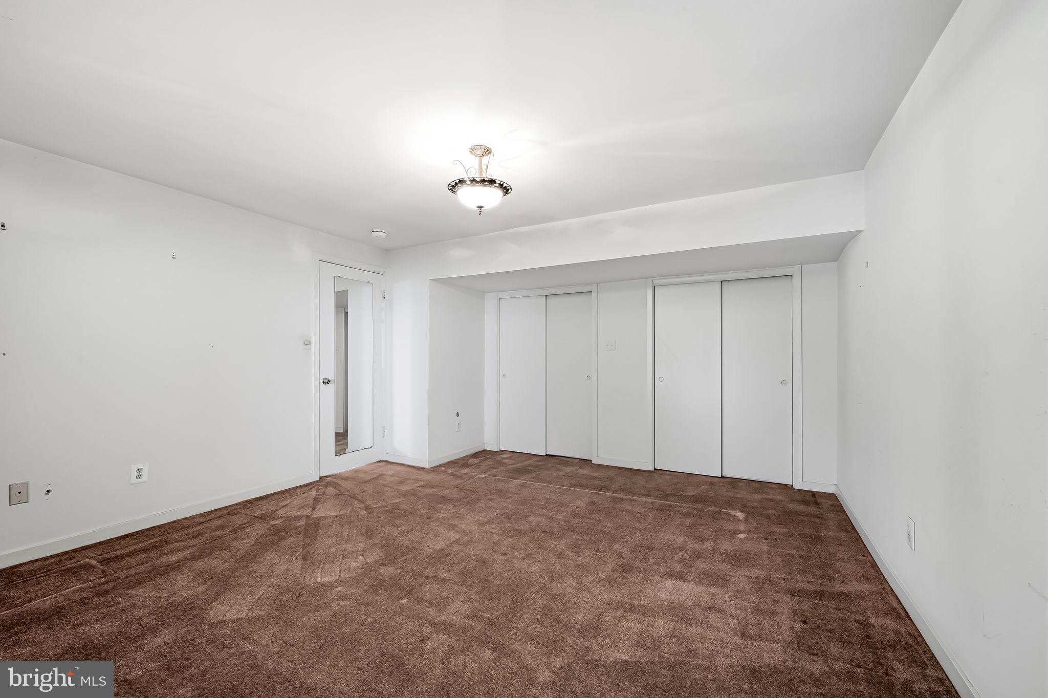 REGENCY PARK - Residential