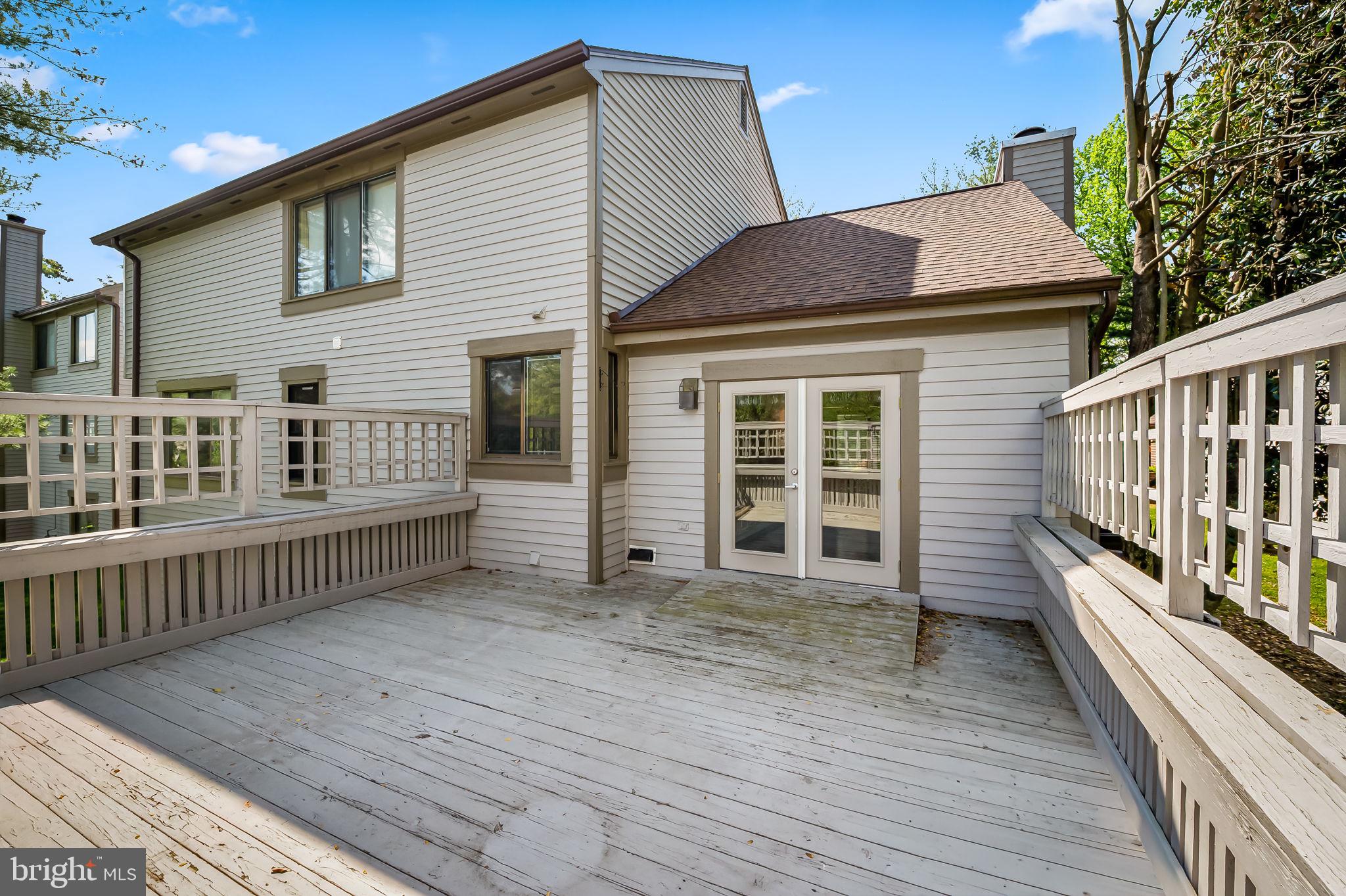 REGENCY PARK - Residential