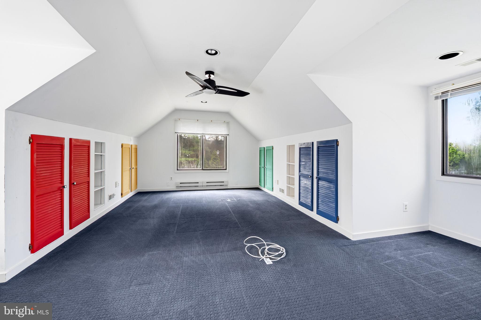 REGENCY PARK - Residential