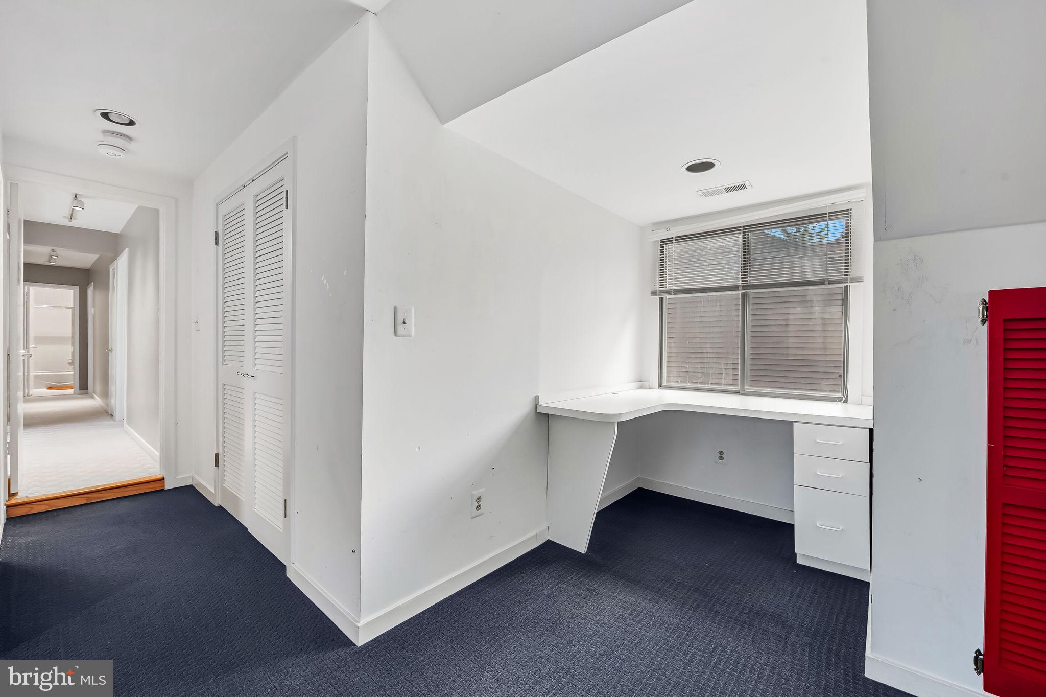 REGENCY PARK - Residential