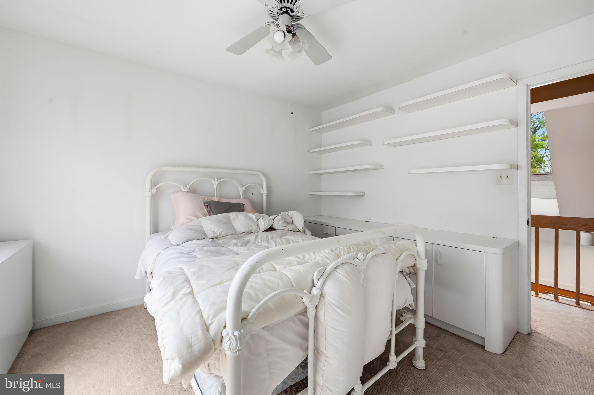 REGENCY PARK - Residential