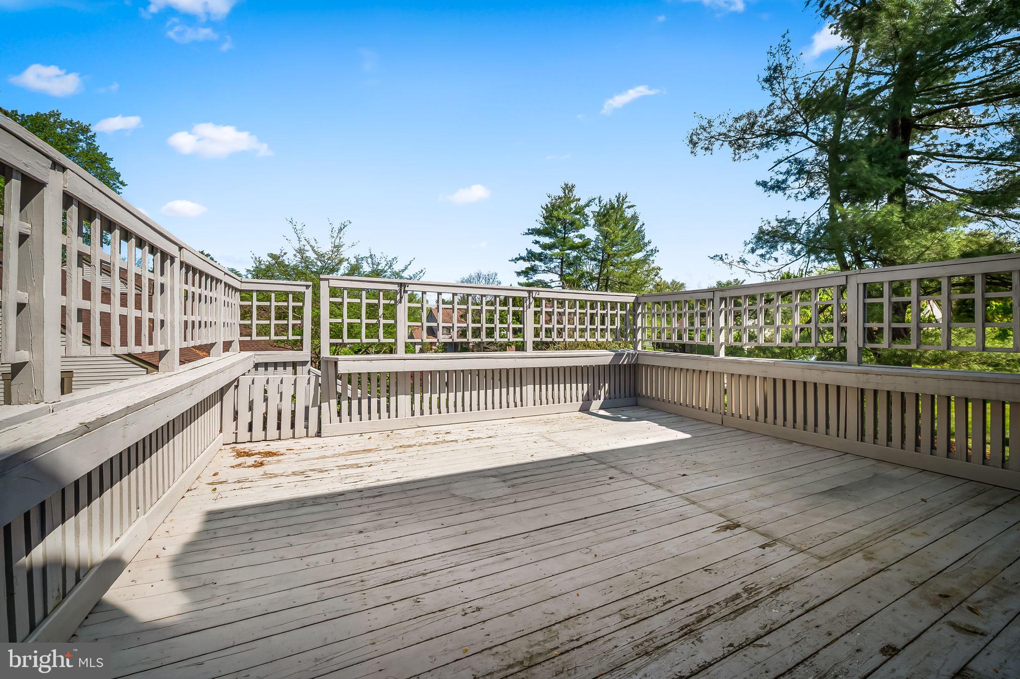 REGENCY PARK - Residential