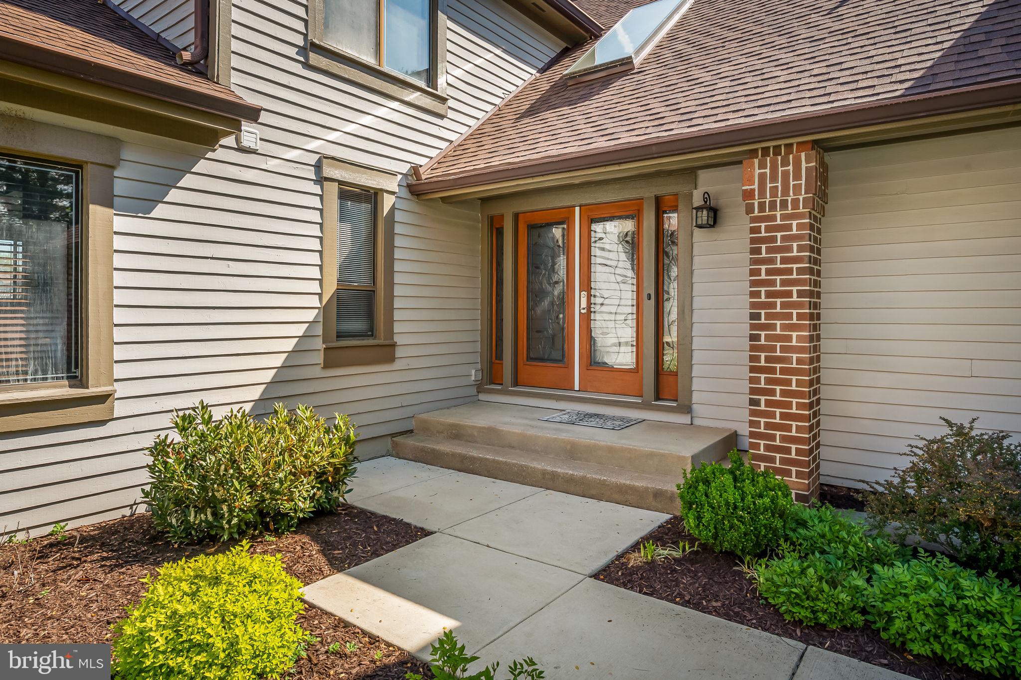 REGENCY PARK - Residential