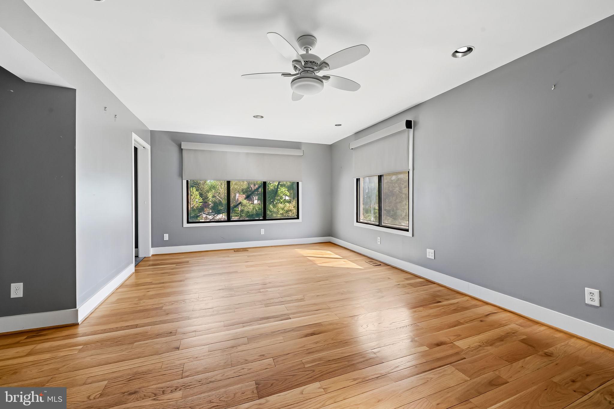 REGENCY PARK - Residential