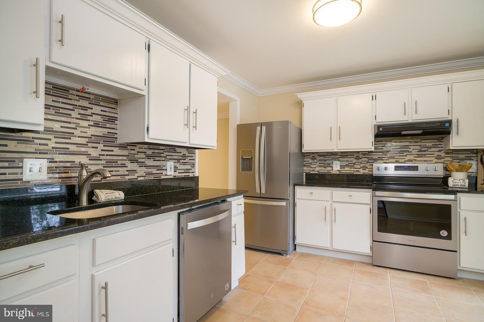 MONTGOMERY VILLAGE - Residential