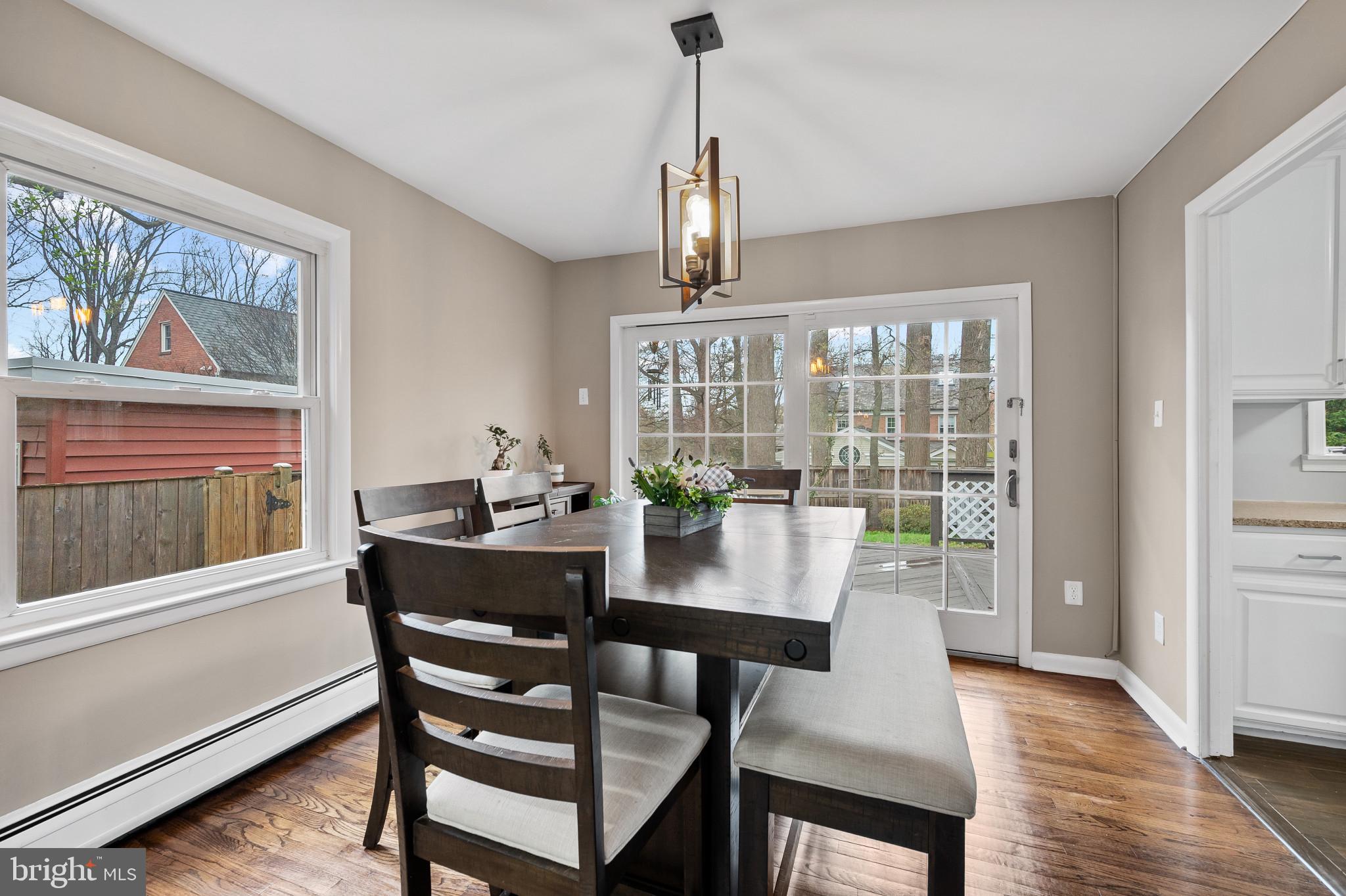 WOODSIDE PARK - Residential