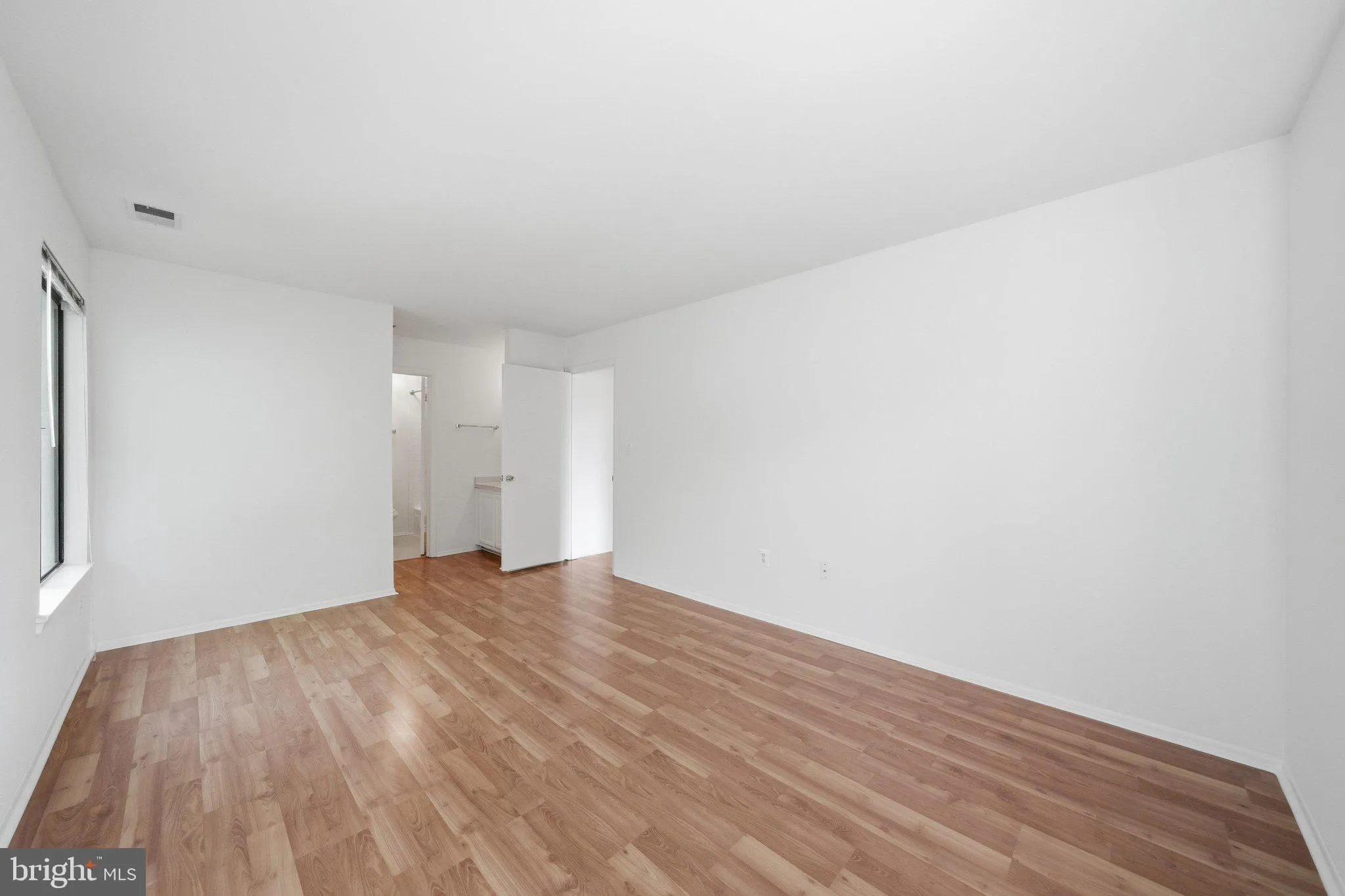 Additional image 84 of 8010 Needwood Road Unit 201, Derwood, MD 20855
