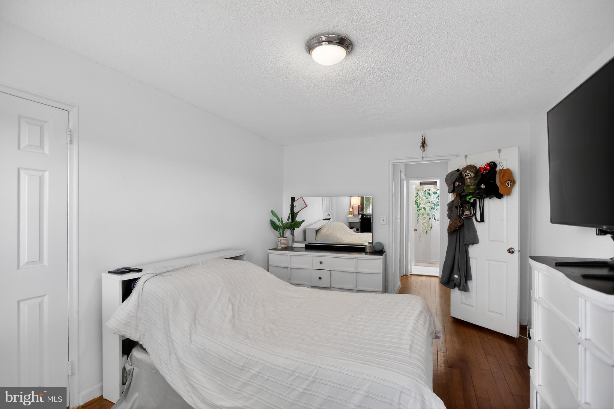 102 N GEORGE MASON DRIVE 102-2