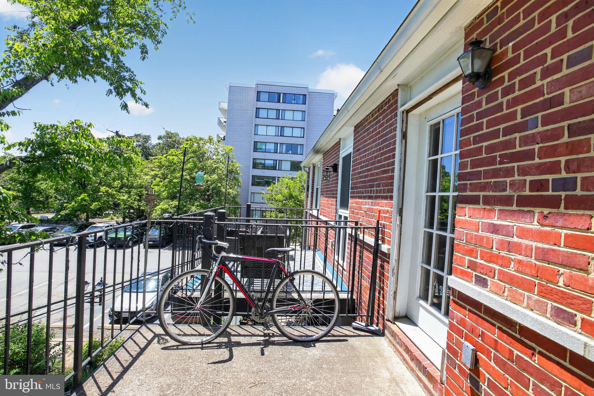 102 N GEORGE MASON DRIVE 102-2