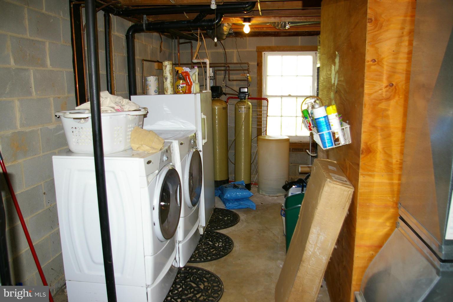 OCCOQUAN RIVER HILLS - Residential