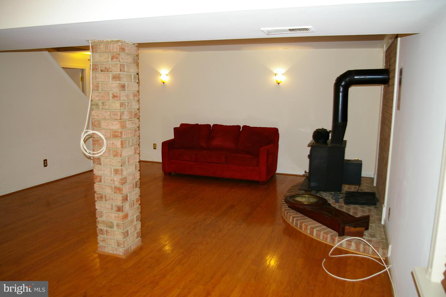 OCCOQUAN RIVER HILLS - Residential