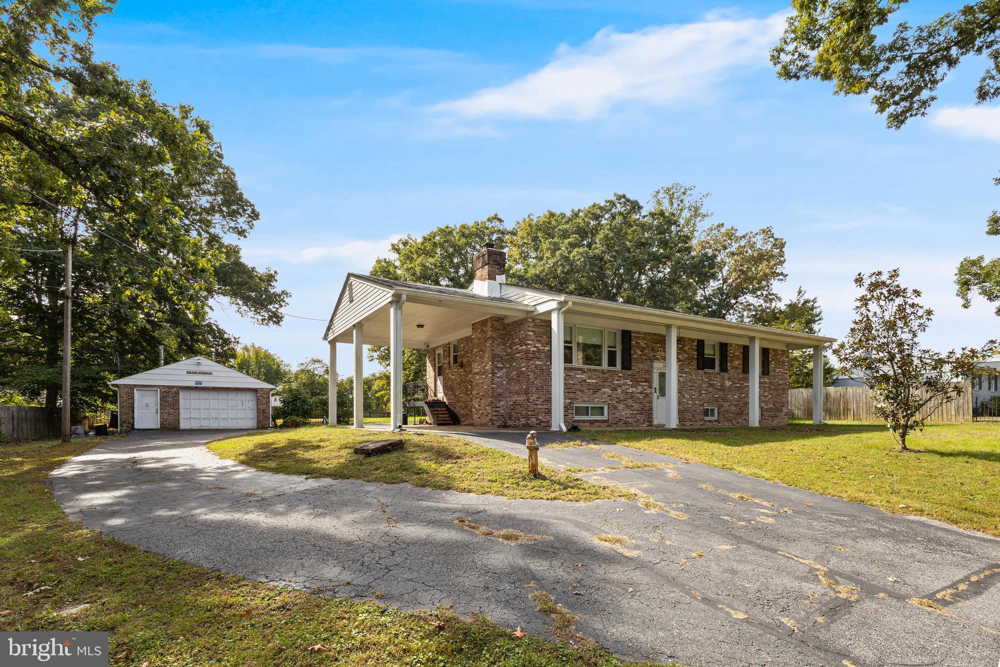 3662 WOODLEY ROAD