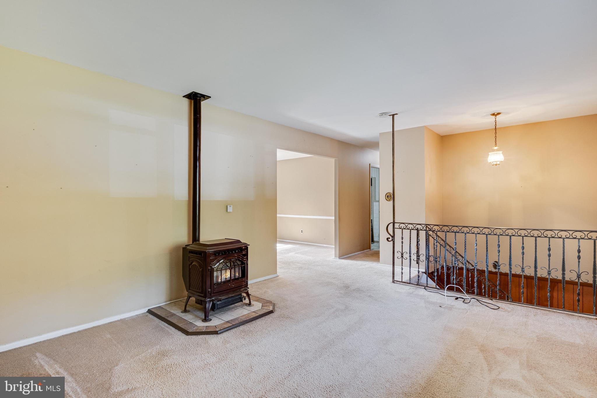 3662 WOODLEY ROAD
