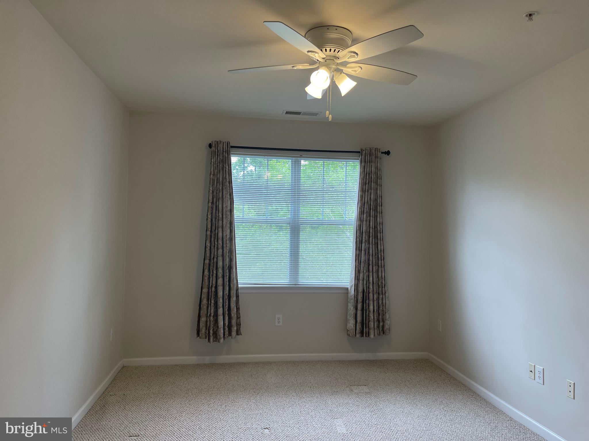 WOODLAND PARK - Residential