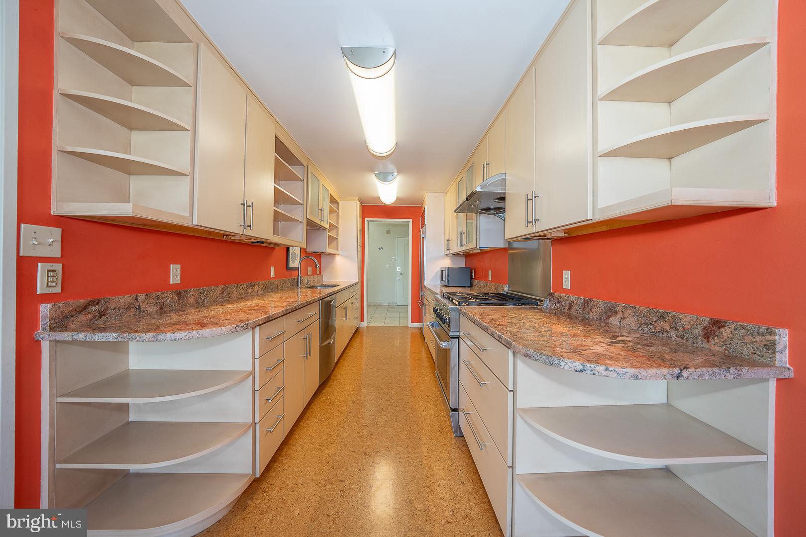 SUTTON TERRACE - Residential