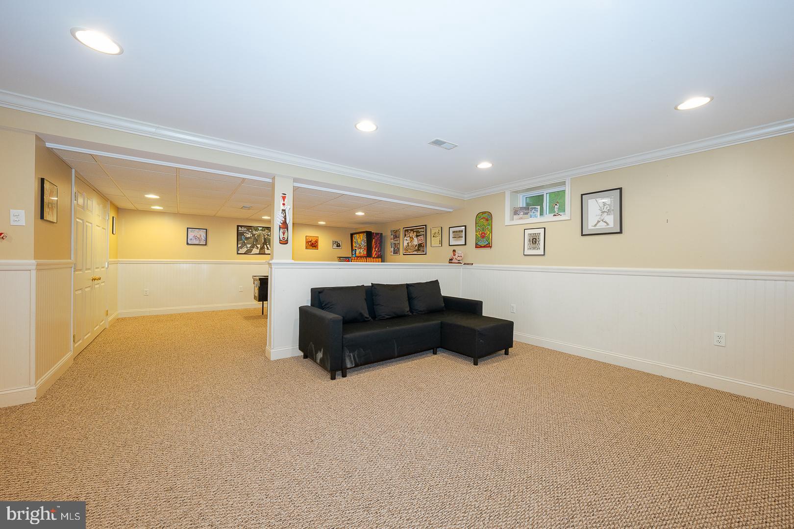 HUNT COUNTRY - Residential