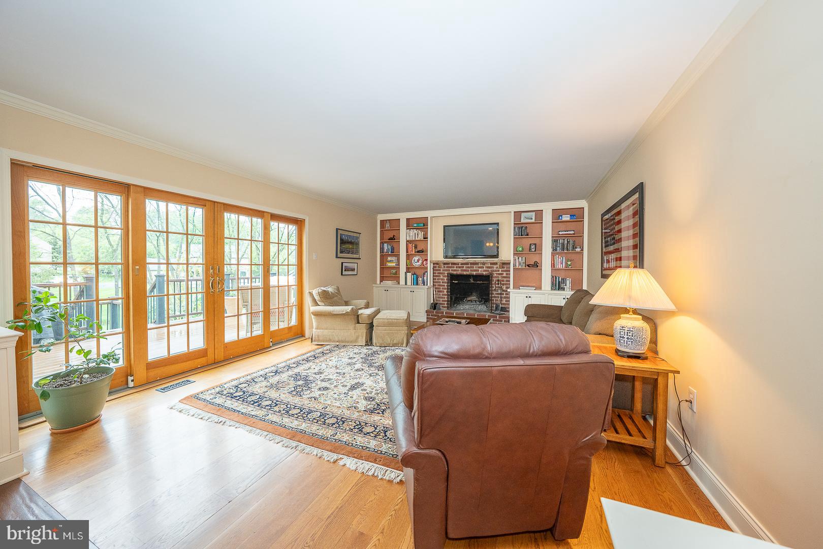 HUNT COUNTRY - Residential