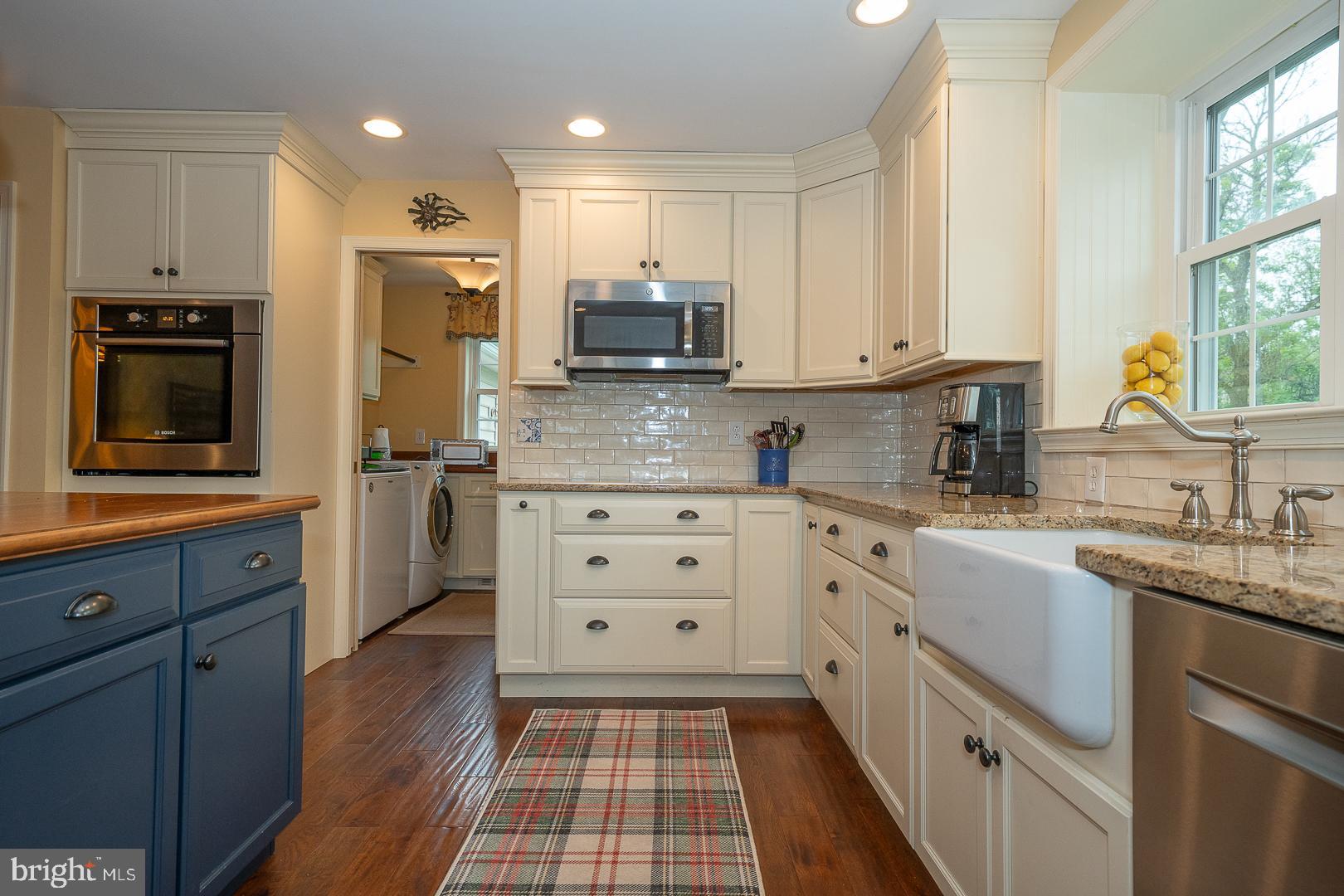 HUNT COUNTRY - Residential