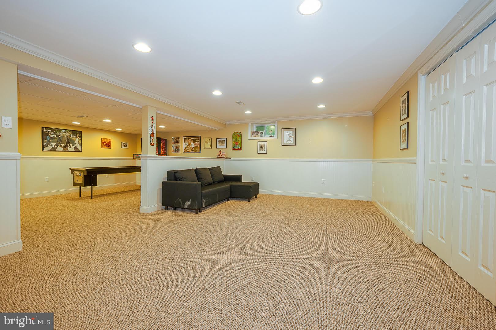 HUNT COUNTRY - Residential