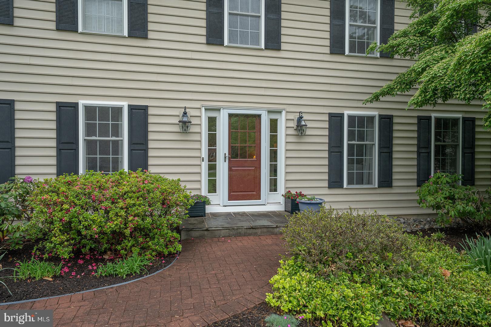 HUNT COUNTRY - Residential