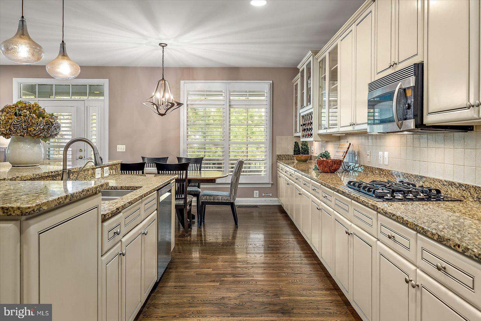 PENINSULA - Residential