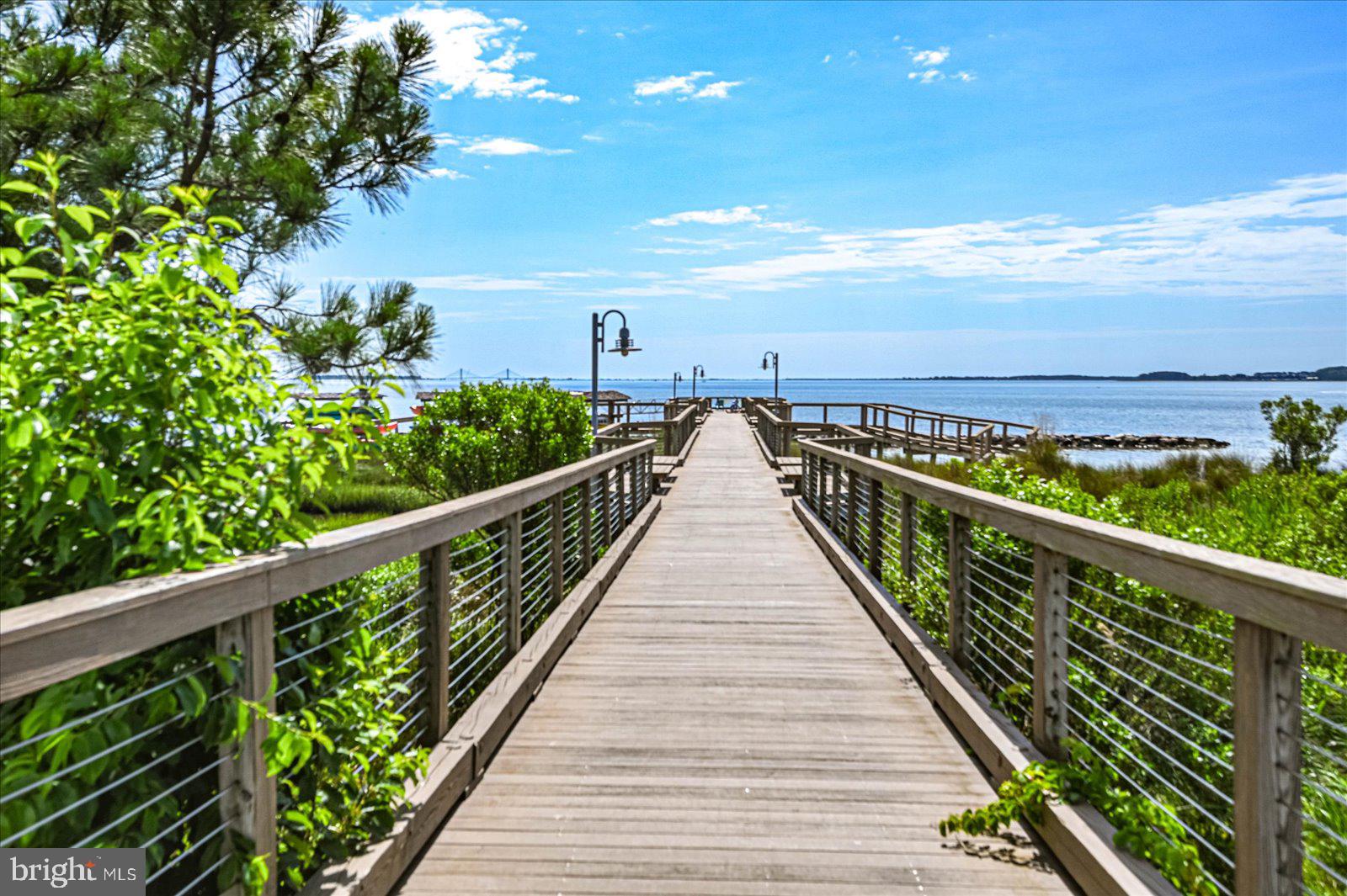 PENINSULA - Residential