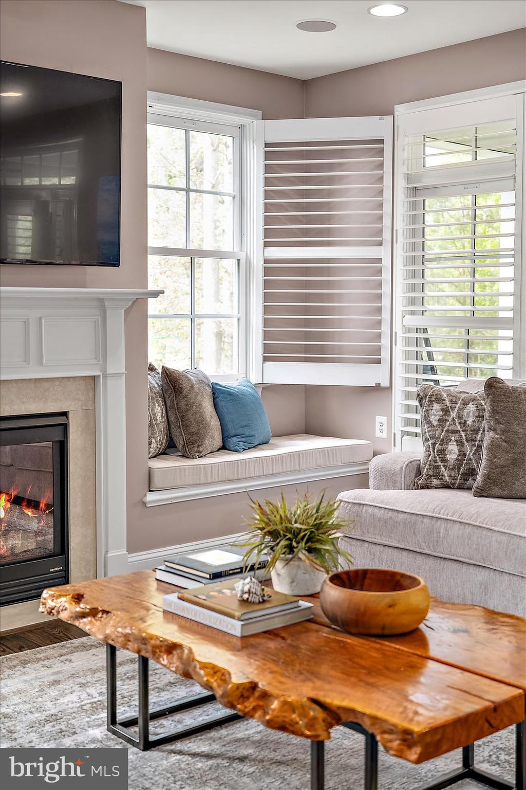 PENINSULA - Residential