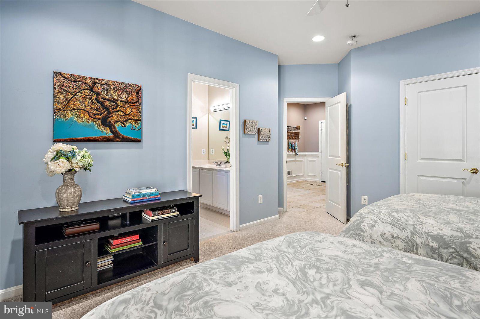 PENINSULA - Residential