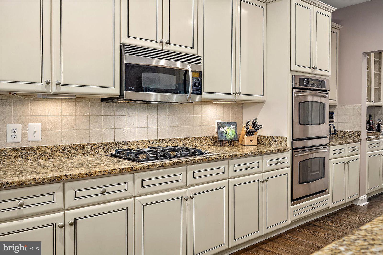 PENINSULA - Residential