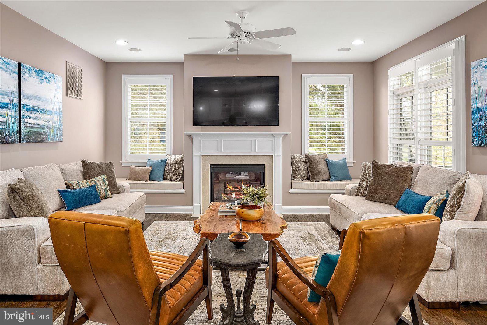 PENINSULA - Residential