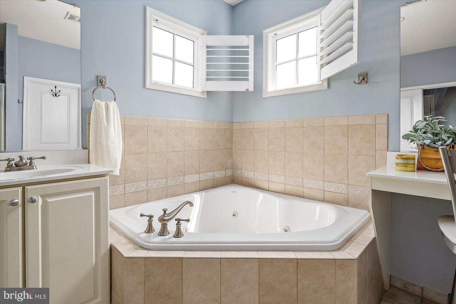 PENINSULA - Residential