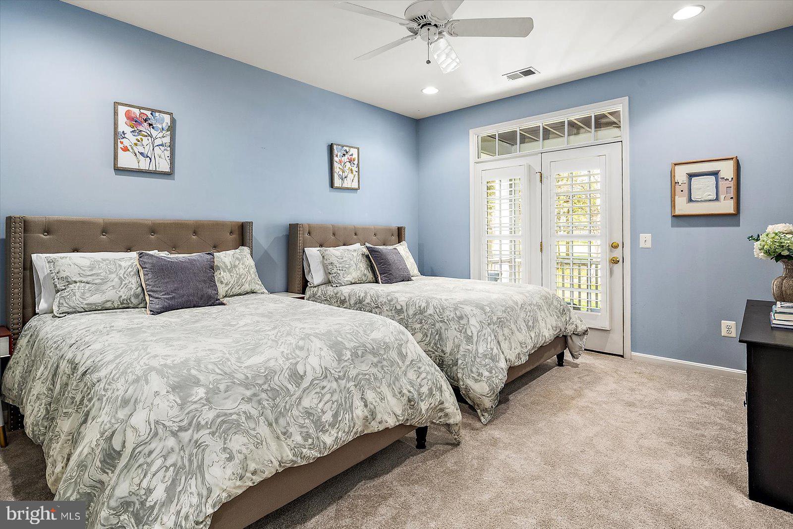 PENINSULA - Residential