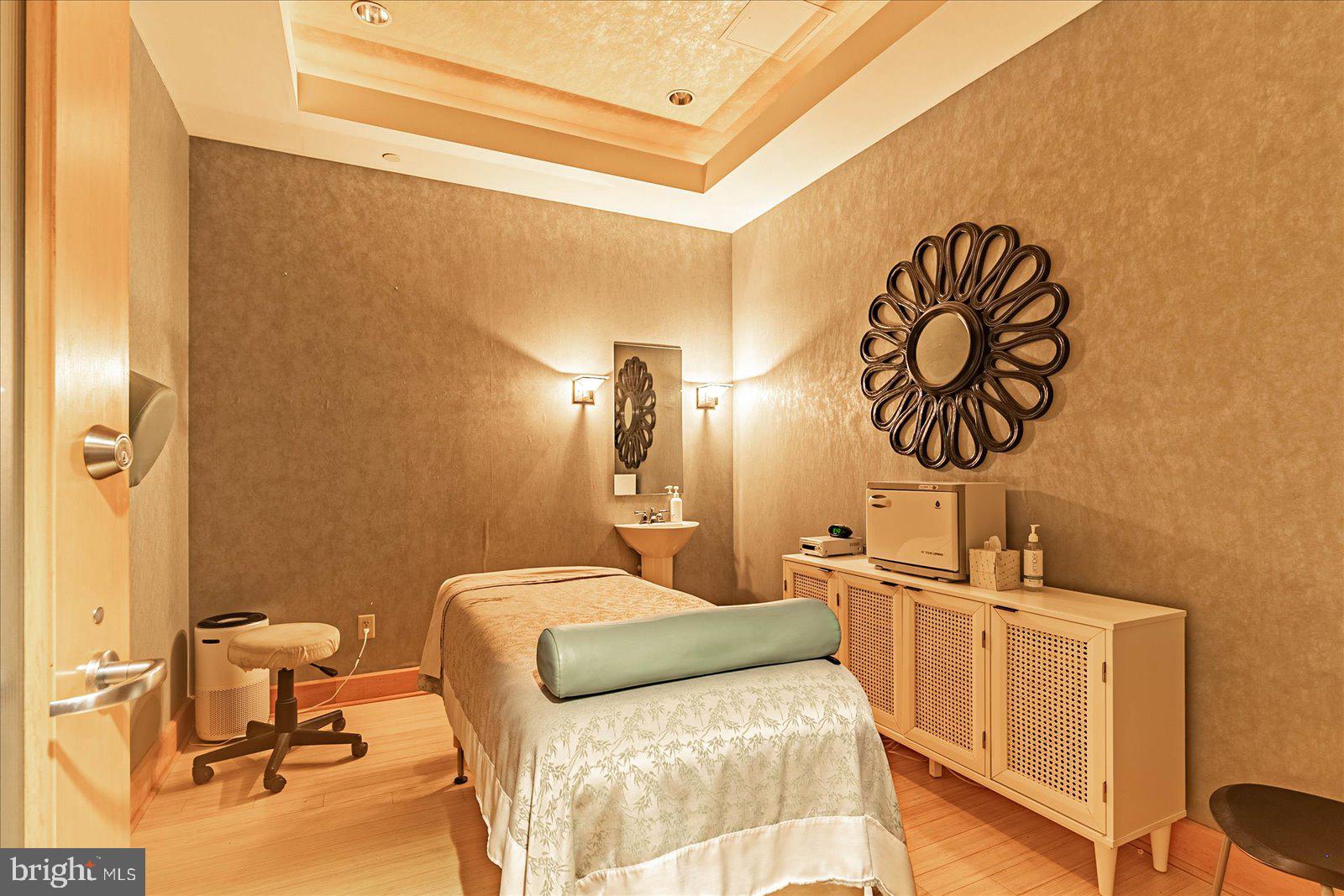 PENINSULA - Residential