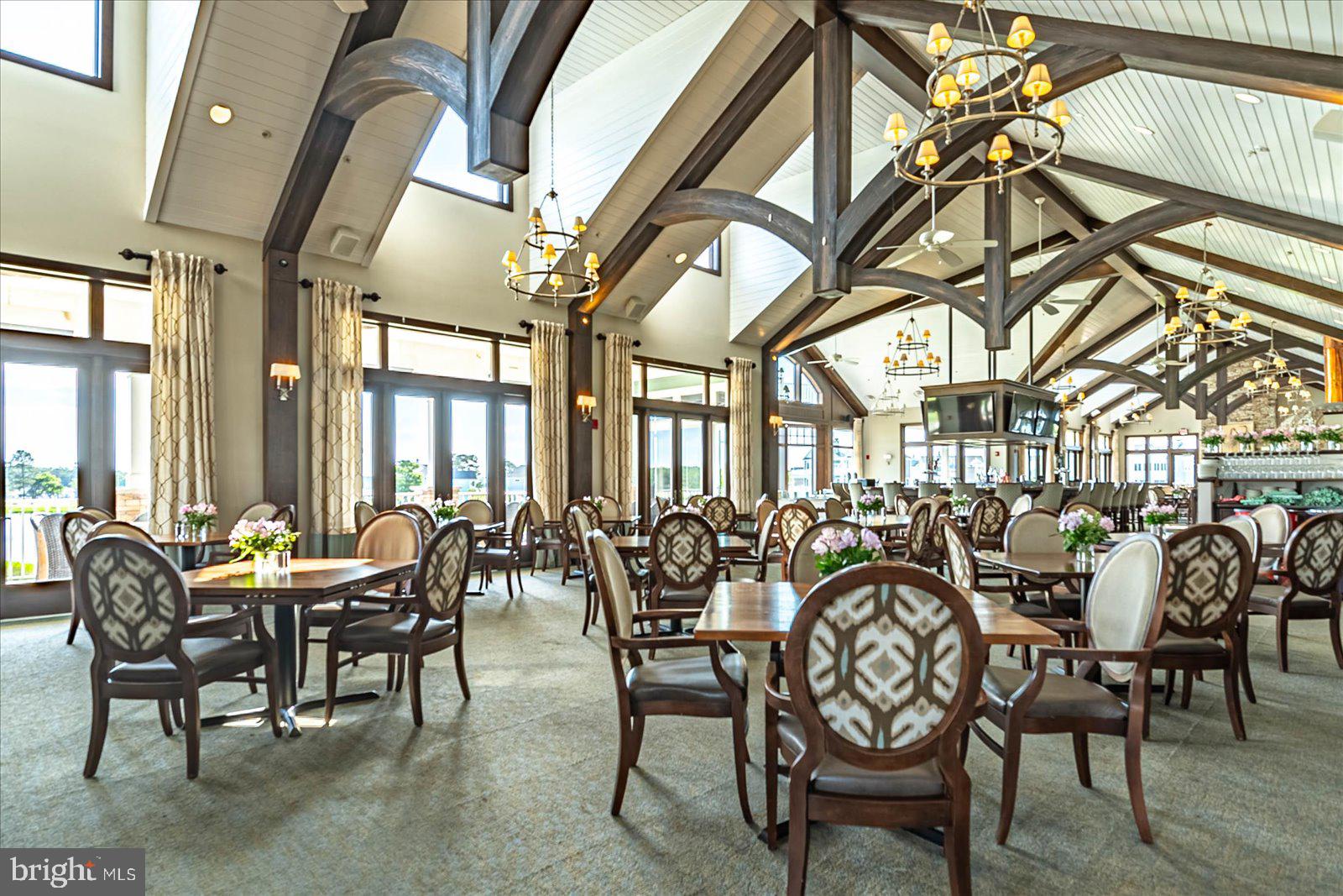 PENINSULA - Residential