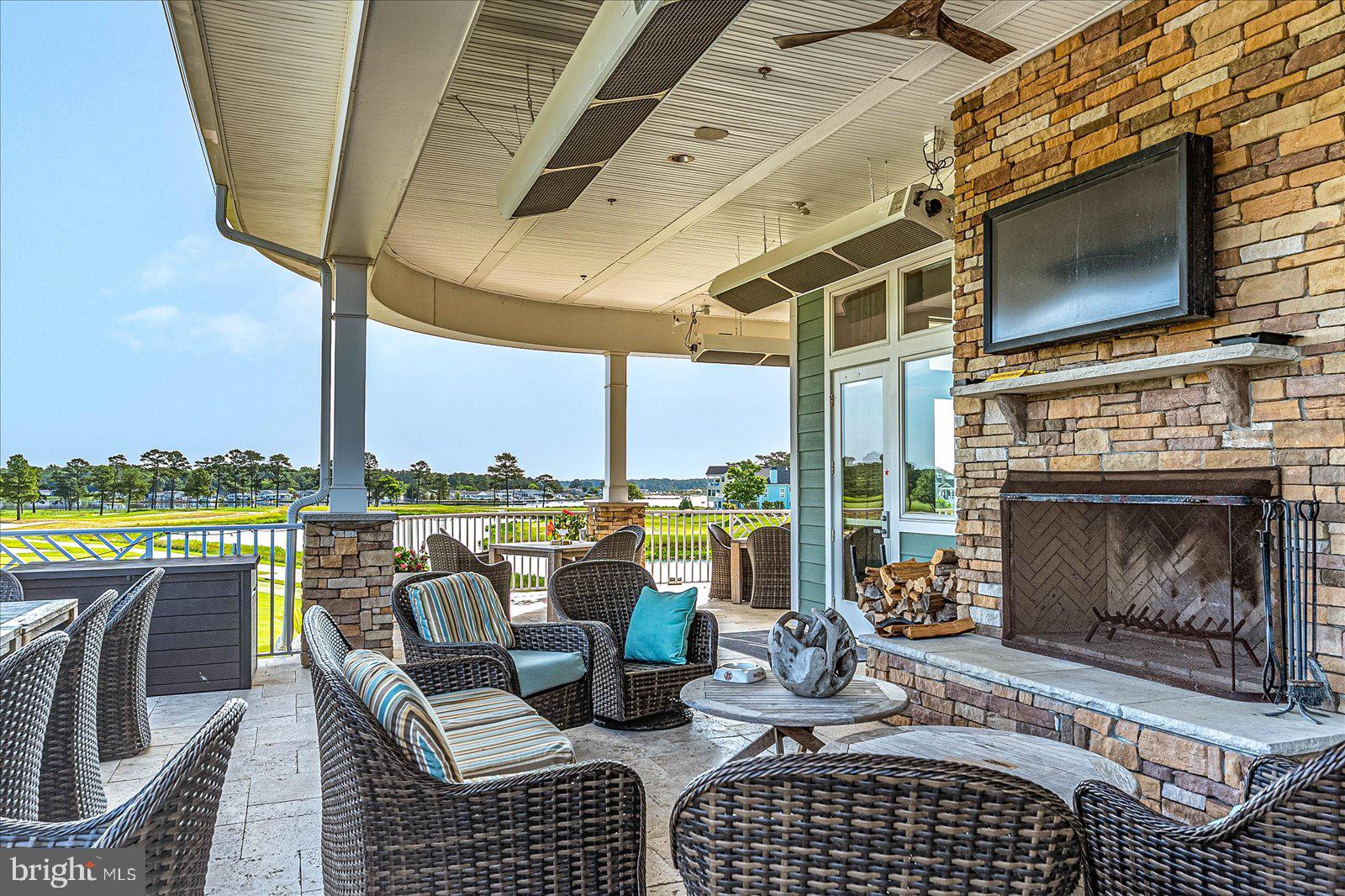 PENINSULA - Residential