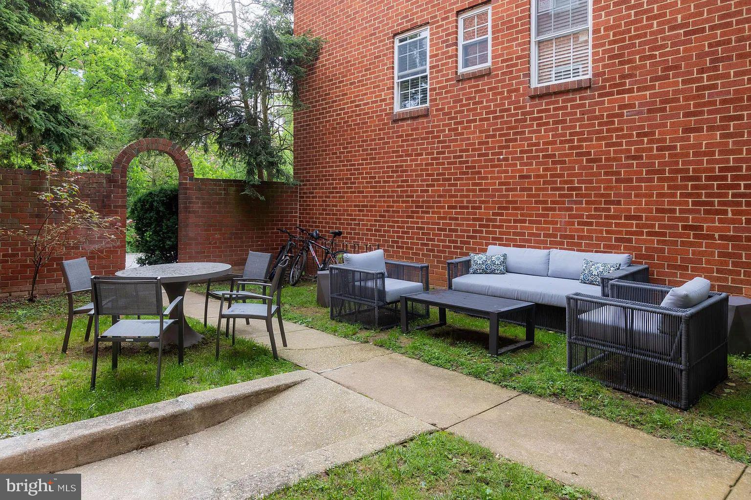 TUSCANY-CANTERBURY - Residential Lease