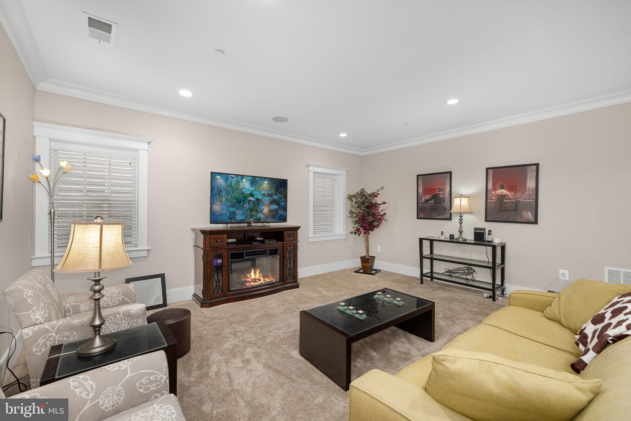 GLENBROOK VILLAGE - Residential