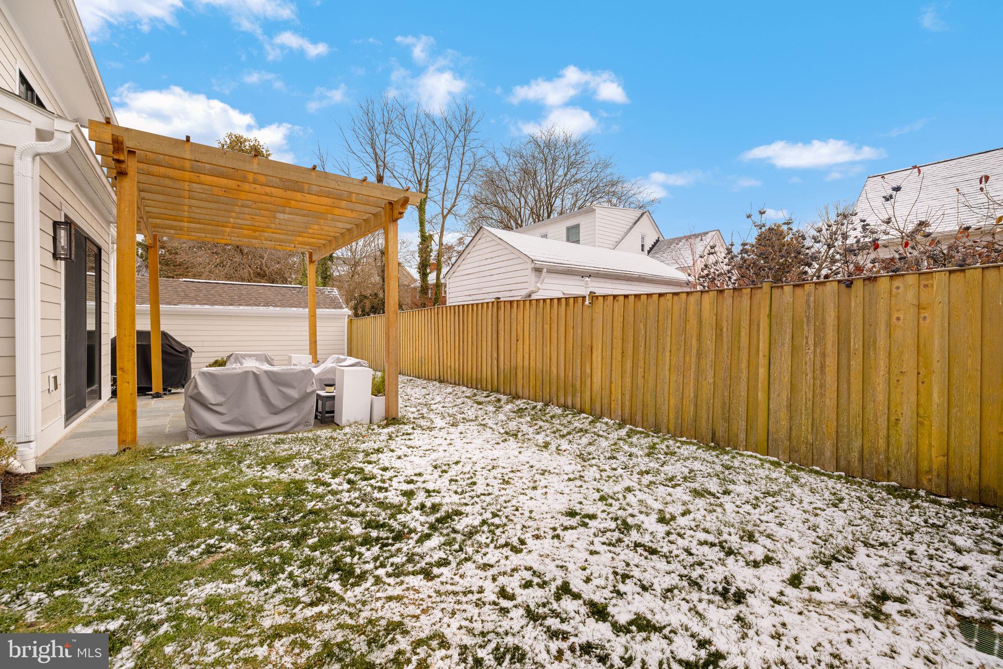 GLENBROOK VILLAGE - Residential