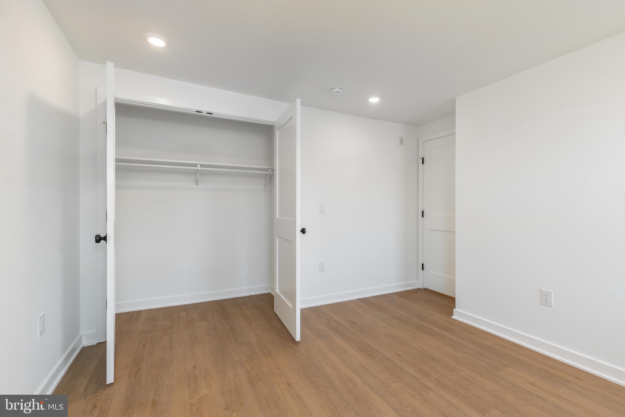 WASHINGTON SQ WEST - Residential Lease
