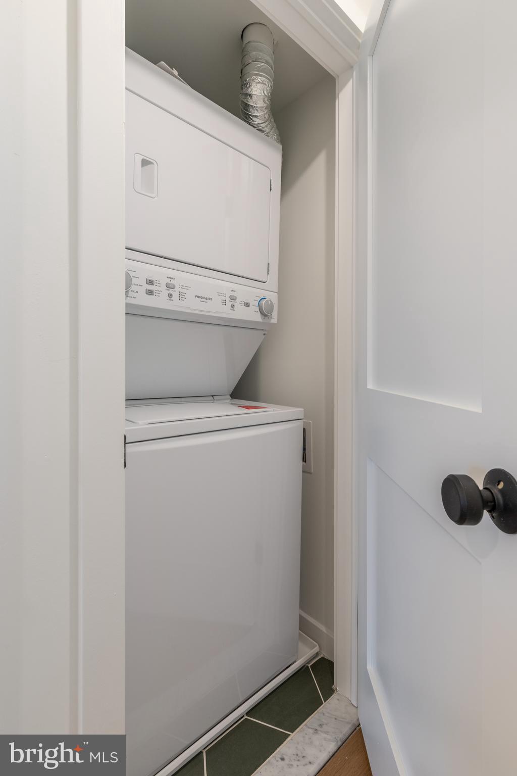 WASHINGTON SQ WEST - Residential Lease