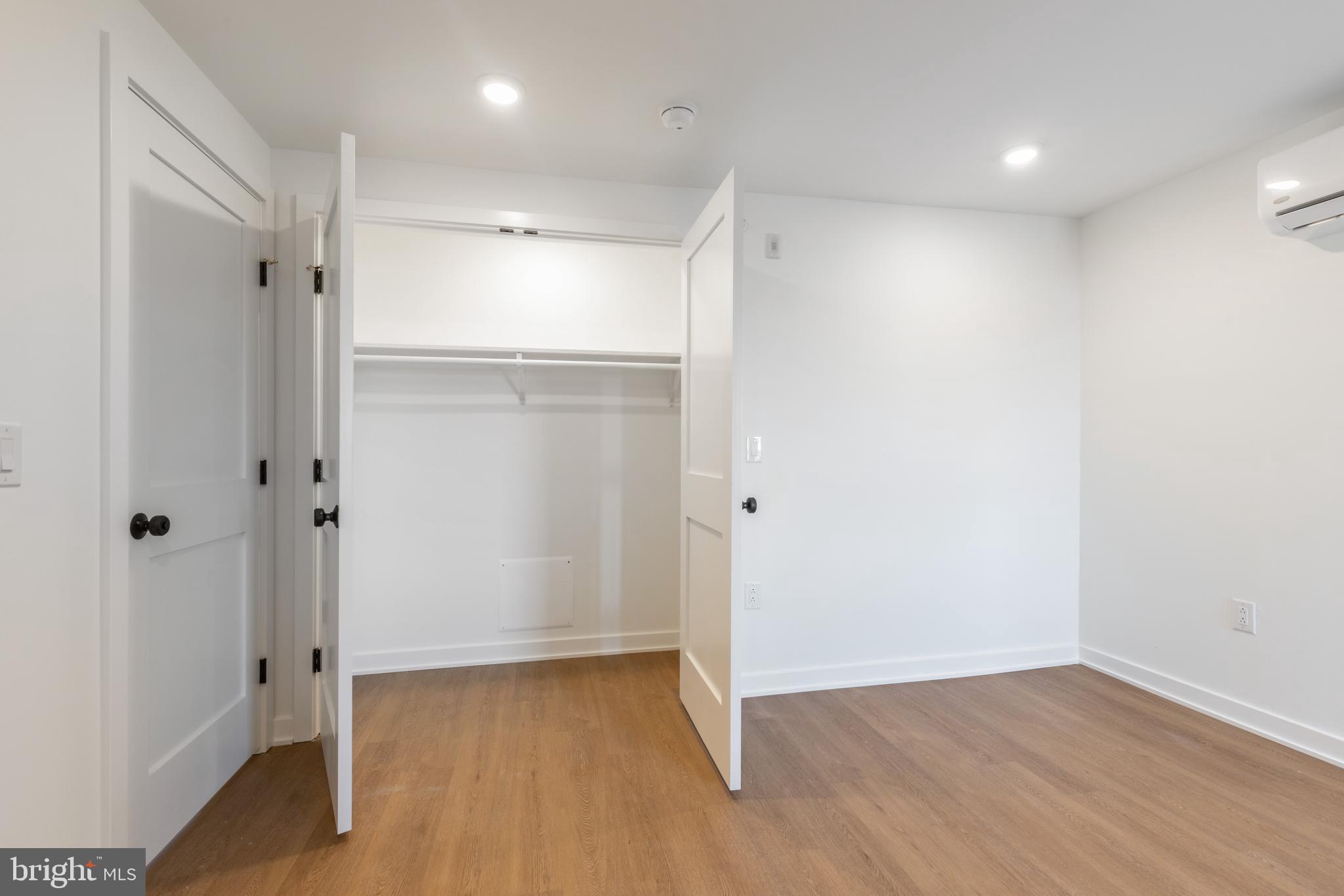 WASHINGTON SQ WEST - Residential Lease