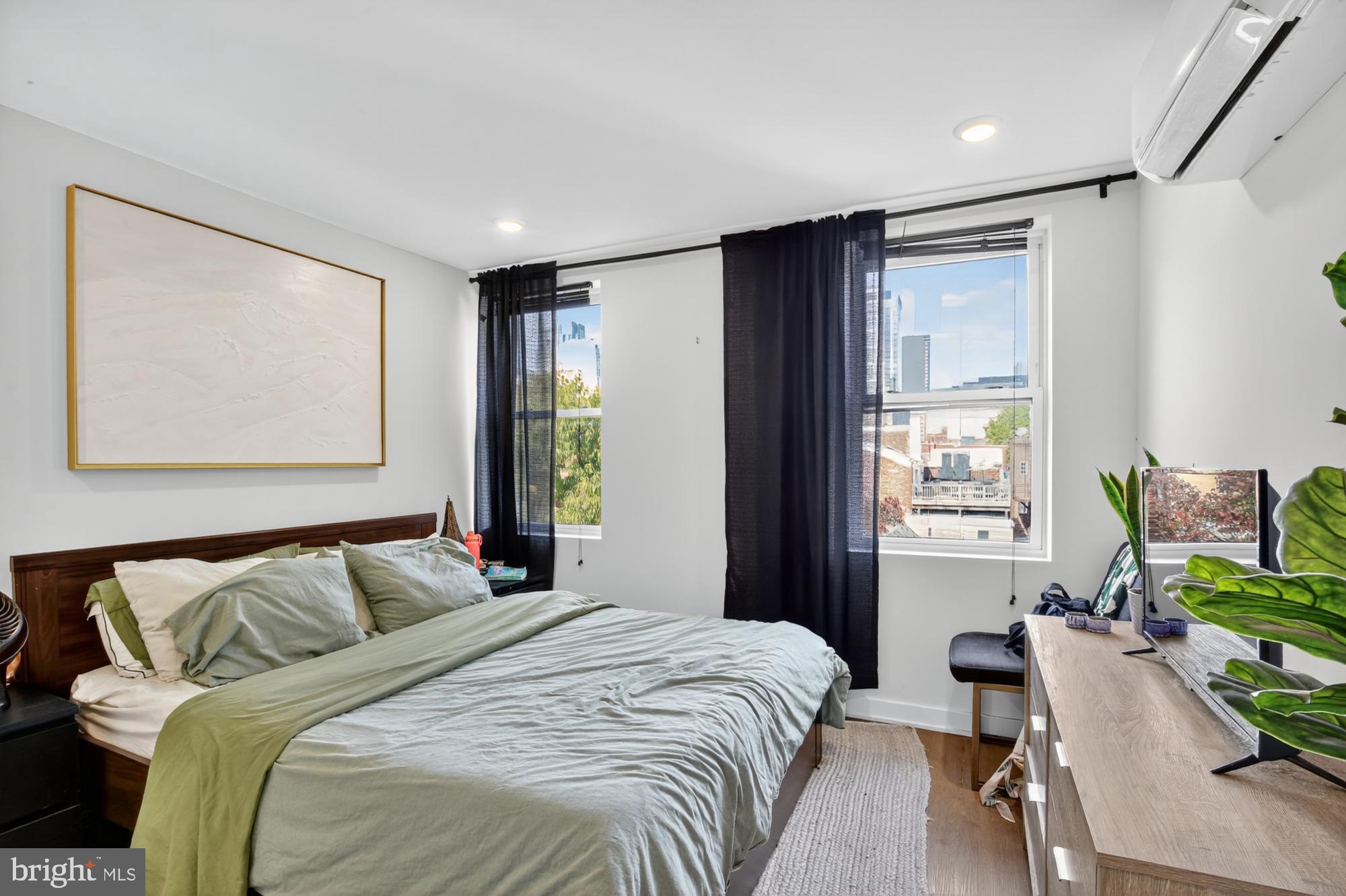 WASHINGTON SQ WEST - Residential Lease